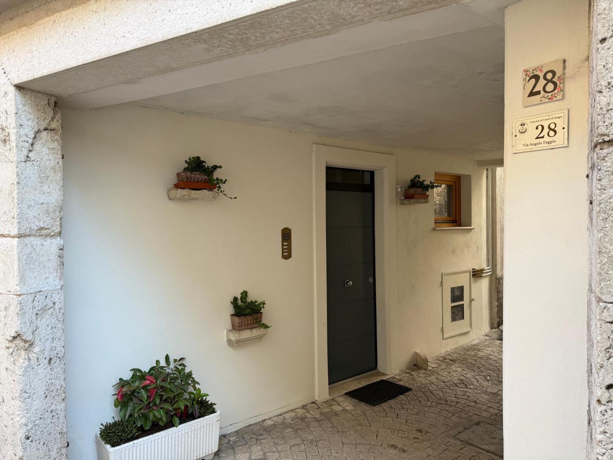 Nel Cuore Di Castel Di Sangro La Casa Di Cristina Bagian luar foto